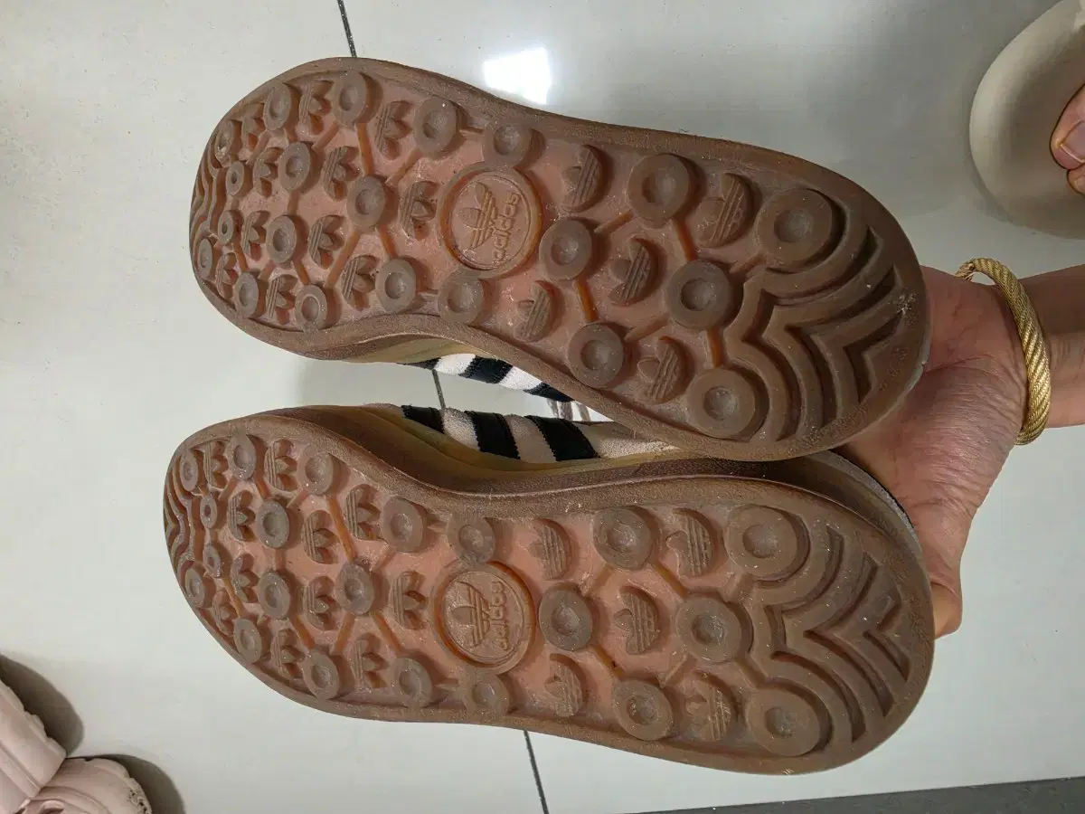 thumbnail-4